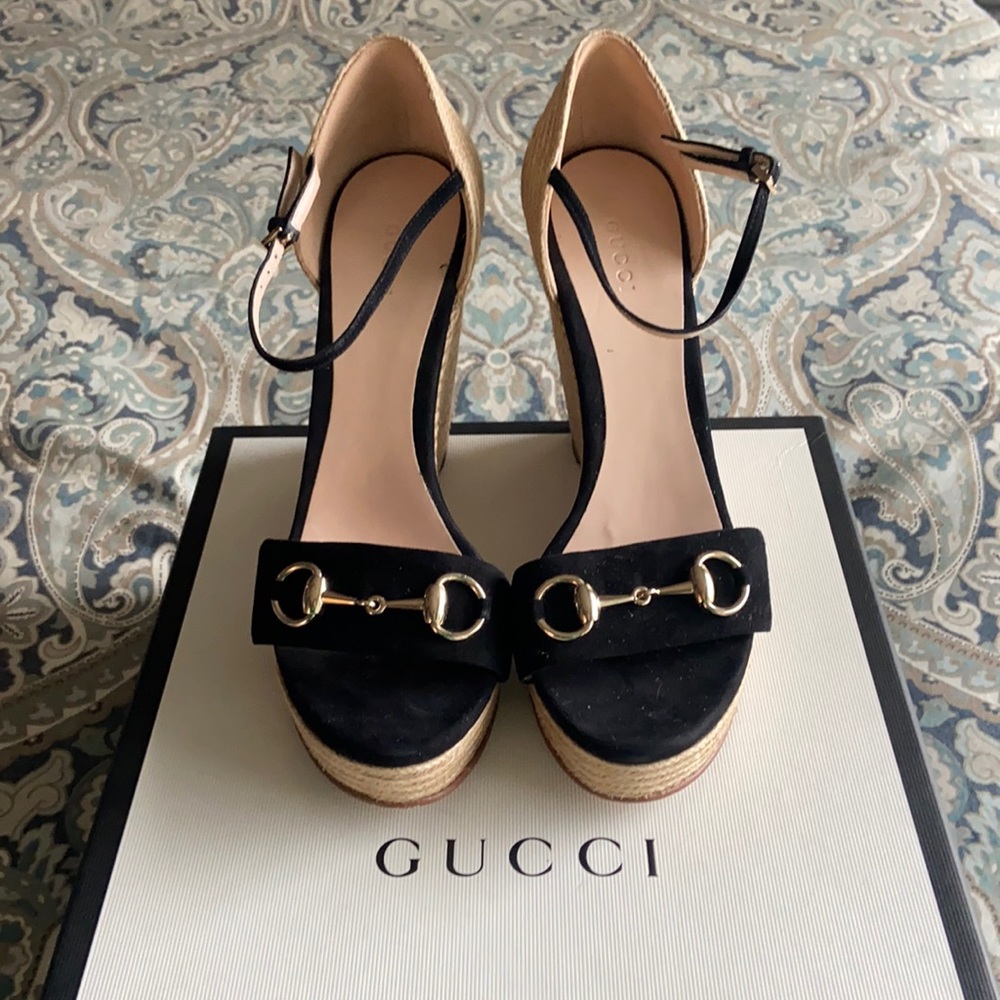 Gucci wedge sandals - sz 40 - worn once!